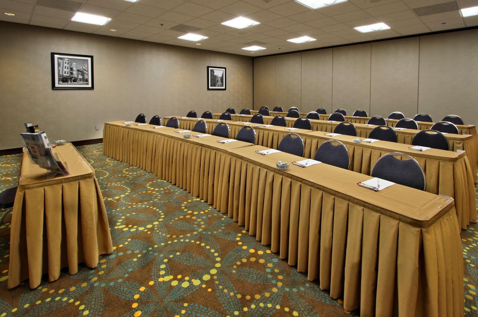 Hampton Inn Hagerstown Buitenkant foto